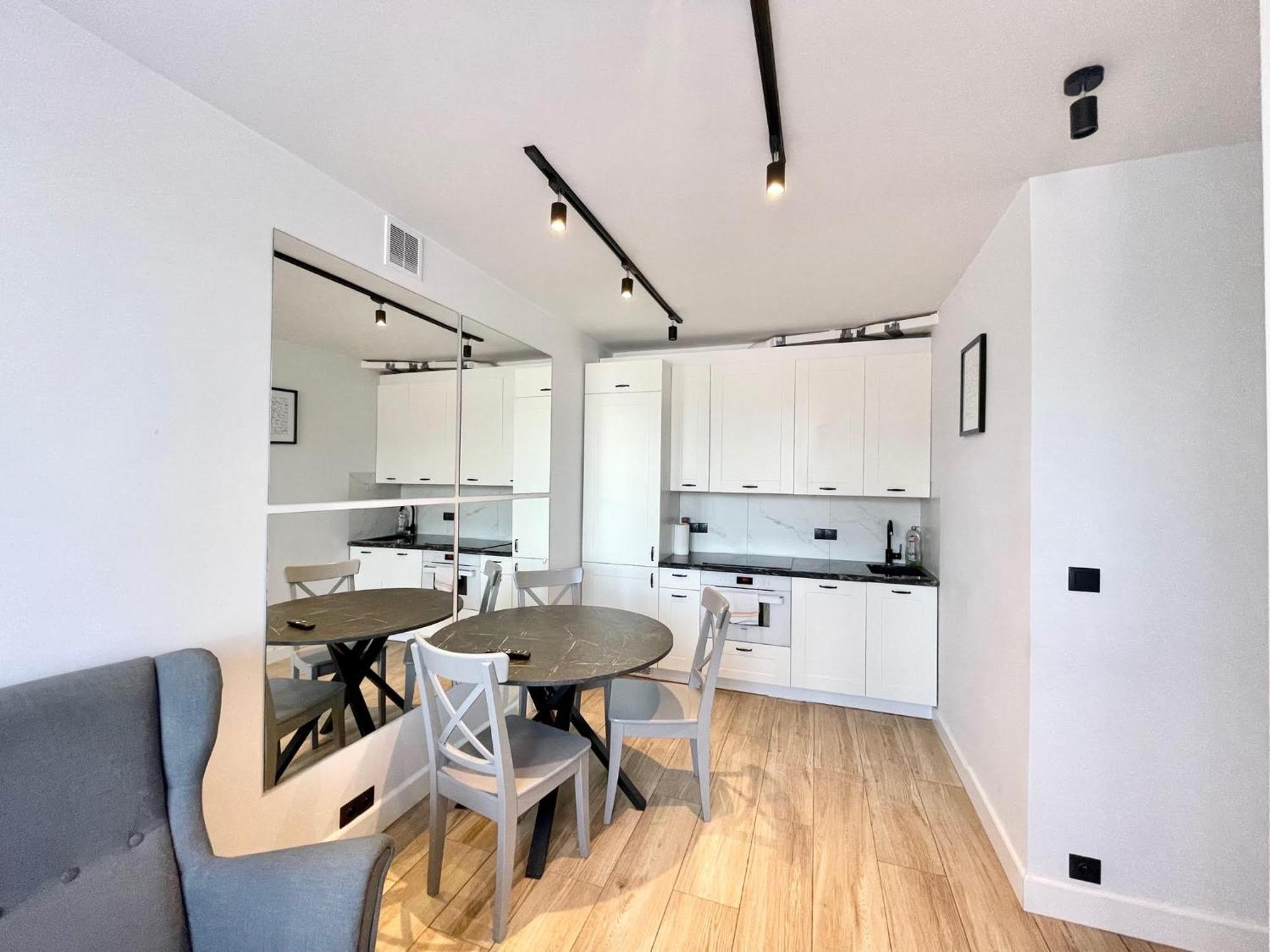 Nice To Host You - Old Town Apartment Warsaw Exterior photo